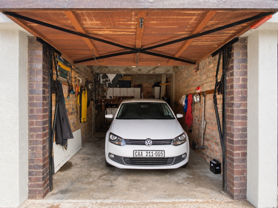 2 Bedroom Property for Sale in Fish Hoek Western Cape